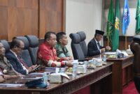 Kabidkum Polda Aceh Kombes Pol. Febri Kurniawan Ma'ruf, S.H., S. I. K, menghadiri Rapat Paripurna DPRA Tahun 2024