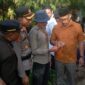 Pj Bupati Bireuen, Jalaluddin, SH MM didampinggi Kapolres AKBP Jatmiko, SH MH, Kejari Munawal Hadi, SH MH, Dandim 0111/Bireuen, Letkol Inf Ade Munandar, SIPem saat pertemuan dengan keuchik, perangkat gampong serta warga dilokasi penemuan Biji Emas