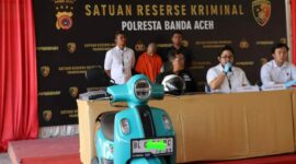 Satreskrim Polresta Banda Aceh mengungkap kasus pembunuhan seorang pelajar asal Aceh Barat yang terjadi di Gampong Jeulingke, Kecamatan Syiah Kuala, Banda Aceh, Sabtu (19/10/2024)