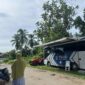 masyarakat antrian mengurus SIM di layanan SIM keliling yang dilaksanakan oleh Polres Aceh Besar di Gampong Bak Aghu Kemukiman Tanoh Abee, Kecamatan Seulimuem, Kamis (3/10/2024).