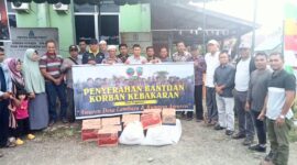 Amuren serahkan bantuan kepada korban kebakaran 