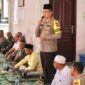 Kapolres Pidie Jaya, AKBP Ahmad Faisal Pasaribu, S.H., S.I.K., M.H., melaksanakan silaturrahmi dengan Pimpinan Pesantren Darul Faizin, Tgk. H. Imran, di Gampong Kiran Baroh.