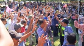 Ribuan warga Kecamatan Salang, Kabupaten Simeulue, sambut Paslon Bupati dan Wakil Bupati Simeulue, H. Erli Hasim - Hj. Nurhayati