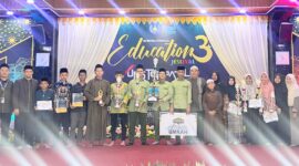 Madrasah Tsanawiyah (MTs) Dayah Insan Qur'ani Aceh Besar keluar sebagai juara umum International Education Festival (IEF) ke-3 tahun 2024. Jumat 03/10/2024.