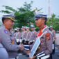 Borong Lima Medali PON, Bripda Rahmat Syahputra dapat Penghargaan dari Dirlantas Polda Aceh. 01/10/2024.