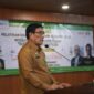 Plt. Sekda Aceh, Drs. Muhammad Diwarsyah, M.Si, saat memberi sambutan sekaligus membuka secara resmi Digital Leadership Academy (DLA) dan Digital Government Academy (DGA) yang diselenggarakan Kementerian Komunikasi dan Digital RI untuk Aparatur Sipil Negara (ASN) Pemerintah Aceh di Gedung Serbaguna Setda Aceh, Banda Aceh, Senin (21/10/2024).