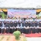 Dewan Guru beserta Tenaga Pendidikan SMA Negeri 1 Teupah Barat Kabupaten Simeulue mengikuti upacara Peringatan HGN ke 79 tahun 2024 di lapangan upacara SMA Negeri 1 Teupah Barat, Senin (25/11/2024).