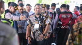 (Pj) Bupati Aceh Besar Muhammad Iswanto SSTP MM, menghadiri Debat Publik Calon Bupati dan Wakil Bupati Aceh Besar Tahun 2024, di Ballroom The Pade Hotel, Gampong Daroy Kameu, Kecamatan Darul Imarah, Kabupaten Aceh Besar, Minggu (10/11/2024)