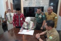 Dalam rangka mendukung pendidikan siswa kurang mampu dan yatim, khususnya di SMA Yayasan Kartika Eka Paksi, hari ini telah dilaksanakan acara silaturahmi dan penandatanganan kerja sama antara Baitul Mal Aceh (BMA) Kodam Iskandar Muda, Selasa, (12/11/2024).