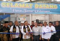 Pj Bupati Aceh Timur, Amrullah M Ridha pada acara pembukaan Kegiatan Aceh Timur Job Fair Tahun 2024, di Idi Sport Center (ISC) kabupaten Aceh Timur.