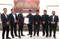 KIP Aceh Besar telah menetapkan pasangan H Muharram idris-Drs H Syukri A Jalil sebagai Bupati dan Wakil Bupati Aceh Besar terpilih periode 2025-2030 melalui Rapat pleno terbuka di Orion Hall, Garot Darul Imarah Kamis (9/1/2025).