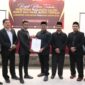 KIP Aceh Besar telah menetapkan pasangan H Muharram idris-Drs H Syukri A Jalil sebagai Bupati dan Wakil Bupati Aceh Besar terpilih periode 2025-2030 melalui Rapat pleno terbuka di Orion Hall, Garot Darul Imarah Kamis (9/1/2025).