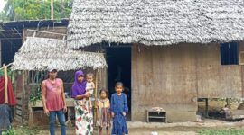 M, Yusuf dan keluarganya menghuni gubuk reyot minta perhatian pemerintah untuk mendapatkan bantuan rumah layak huni 