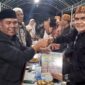 Syech Muharram dan Pak Syukri sebagai Bupati dan Wakil Bupati Aceh Besar menerima Kunjungan Ketua MAA Tgk Asnawi bersama Jajarannya di kediaman Bupati terpilih. Kamis 23/01/2025. Poto IST Coy.