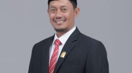 Wakil Ketua DPRK/Fraksi Partai Aceh Naisabur meminta semua pihak agar menahan diri dari narasi-narasi yang justru dapat menimbulkan perpecahan yang lebih luas dan mendalam antar berbagai elemen sektoral di Aceh Besar Jumat 31/01/2025.