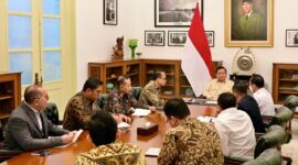 


Bangsa. Rapat Terbatas terkait Koperasi Desa, Istana Merdeka, Jakarta, 7 Maret 2025.