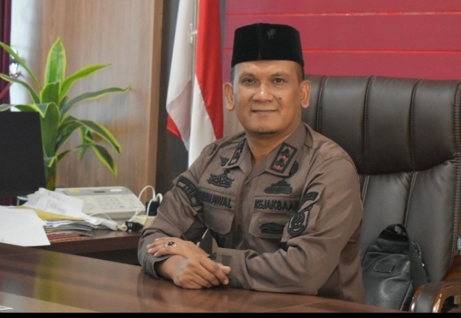 Kejari Bireuen H.Munawal Hadi SH, MH.