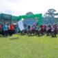 sejumlah peserta Trail Adventure Lestari Bumi Teuku Umar tepatnya di Lapangan Sepak Bola Kuala Bhee, Kecamatan Woyla pacu meningalkan area pembukaan.