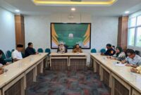 Ketua DPRK dan jajarannya saat menyerahkan dokumen pelantikan Wali Kota dan Wakil Wali Kota Sabang terpilih kepada Pemerintahan Aceh

Salinan ini telah tayang di https://www.metronewsnetwork.id/news/pelantikan-zulkifli-suradji-sebagai-wali-kota-dan-wakil-wali-kota-sabang-ketua-dprk-serahkan-dokumen-ke-pemerintah-aceh. 