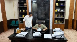 Usai menjalani medical check-up (pemeriksaan kesehatan) dari luar negeri, Gubernur Aceh Muzakir Manaf sudah tiba kembali di Banda Aceh Langsung bekerja , Kamis 15/05/2025.