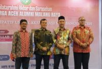 Keluarga Besar Alumni Malang Raya menggelar kegiatan Silaturahmi Akbar dan Sarasehan yang berlangsung khidmat di Hotel Kyriad Muraya, Banda Aceh. Sabtu (10/5/2025)