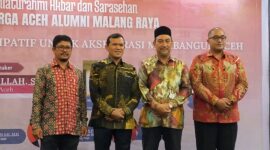 Keluarga Besar Alumni Malang Raya menggelar kegiatan Silaturahmi Akbar dan Sarasehan yang berlangsung khidmat di Hotel Kyriad Muraya, Banda Aceh. Sabtu (10/5/2025)
