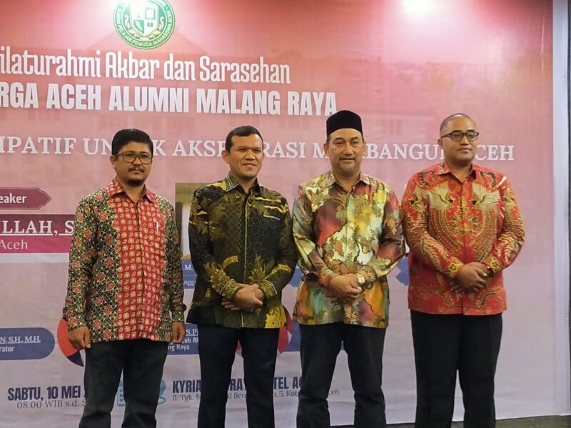 Keluarga Besar Alumni Malang Raya menggelar kegiatan Silaturahmi Akbar dan Sarasehan yang berlangsung khidmat di Hotel Kyriad Muraya, Banda Aceh. Sabtu (10/5/2025)