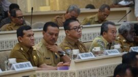 Wakil Gubernur Aceh, Fadhlullah, menegaskan pentingnya keberlanjutan Dana Otonomi Khusus (Otsus) Aceh dalam Rapat Dengar Pendapat (RDP) bersama Komisi II DPR RI di Jakarta, Senin (28/4/2025).