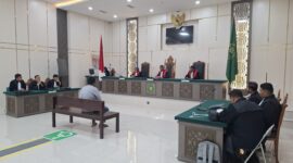 Pembacaan tuntutan dilakukan dalam persidangan di Pengadilan Tindak Pidana Korupsi (Tipikor) pada Pengadilan Negeri Banda Aceh. Senin 16 Juni 2025