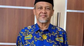 Kepala Kantor Kementerian Agama (Kankemenag) Kota Banda Aceh menginstruksikan seluruh kepala madrasah negeri untuk mengembalikan sumbangan dari wali murid yang dipungut tanpa dasar hukum yang jelas. Jumat 20/06/2025