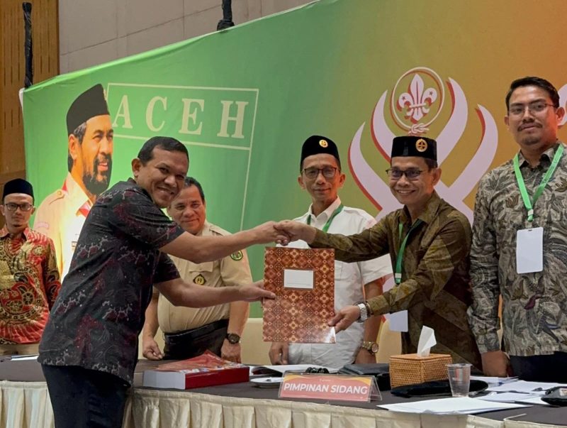 Wakil Gubernur Aceh, H. Fadhlullah, resmi terpilih secara aklamasi sebagai Ketua Kwartir Daerah (Kwarda) Gerakan Pramuka Aceh periode 2025–2030 dalam Musyawarah Daerah (Musda) ke-10, yang berlangsung di Ballroom The Pade Hotel, Kamis (19/6/2025).