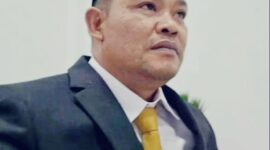 Anggota DPRK Aceh Barat, Syukur, menyampaikan ucapan selamat Hari Raya Idul Adha 1446 Hijriah kepada seluruh masyarakat Aceh Barat. Sabtu 07 Juni 2025.