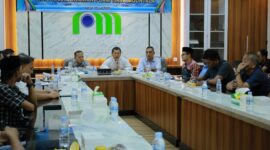 Sekretaris Daerah (Sekda) Aceh Besar, Bahrul Jamil, S.Sos., M.Si., yang juga Ketua Dewan Pengawas PDAM Tirta Mountala. Aceh Besar. Jumat 25/07/2025.