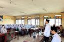 Kepala Kantor Kementerian Agama (Kakankemenag) Pidie Jaya, Mulyadi, hadir langsung dan memberikan wejangan penuh makna kepada para siswa baru.Selasa, 15 Juli 2025