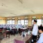 Kepala Kantor Kementerian Agama (Kakankemenag) Pidie Jaya, Mulyadi, hadir langsung dan memberikan wejangan penuh makna kepada para siswa baru.Selasa, 15 Juli 2025