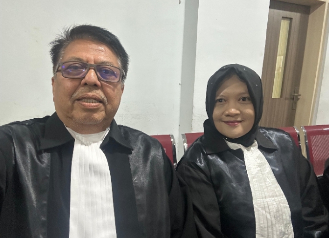Advokat H.Hasan Basri SH MH bersama Advokat Dian Yuliani SH MH.