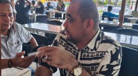 Ketua DPRK Pidie Anwar Sastra Putra,SH, menyebutkan penyebab masyarakat kesulitan beli gas LPG 3kg karena ada pihak yang bermain diatas penderitaan masyarakat sedang di landa musibah sebut kepada Atjeh Terkini. Kamis 18 Des 2025.: Foto Harmadi