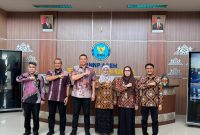 Kepala Perwakilan BKKBN Aceh, Safrina Salim, SKM, M.Kes, melakukan silaturahmi dan audiensi dengan Kepala Badan Narkotika Nasional Provinsi (BNNP) Aceh, Brigjen Pol. Dr. Dedy Tabrani, S.I.K., M.Si, di Kantor BNNP Aceh, Banda Aceh, Kamis (30/1).