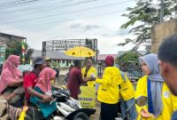 Satgas PPA salurkan bantuan sosial berupa cabai sebanyak 250  kilogram secara gratis kepada masyarakat umum diperkira mencapai lebih 700 jiwa penerima disejumlah gampong di Kabupaten Pidie Jaya, (7-8/01).