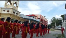 salah seorang kader tapak suci putera Muhammadiyah bernama Megawati sedang latihkan atlit Pencak Silat (Tapak Suci). Minggu 18/01/2026.