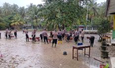 BKO Sat Brimob Polda Aceh Tuntaskan Pembersihan SDN 15 Seunuddon