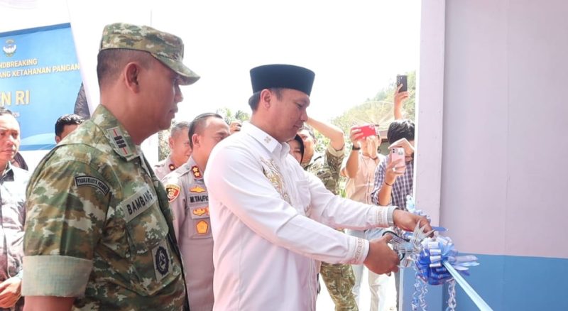 Peresmian dipusatkan di SPPG Palmerah, Jakarta Barat, pada Jumat (13/2/2026).