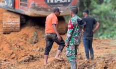 Satgas TMMD Ke-127 Turun Langsung Tinjau Titik Pemasangan Gorong-Gorong