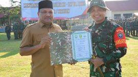 Program TNI Manunggal Membangun Desa (TMMD) Ke-127 Tahun Anggaran 2026 Kodim 0111/Bireuen resmi dibuka melalui sebuah upacara yang berlangsung di Lapangan bola kaki Meunasah Blang Kecamatan Jeunib Kabupaten Bireuen. Selasa (10/02/2026).