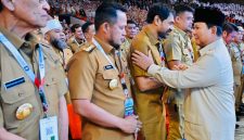 Gubernur Aceh Muzakir Manaf bersama Wakil Gubernur Aceh Fadhlullah, SE, didampingi unsur Forum Koordinasi Pimpinan Daerah (Forkopimda) Aceh serta para bupati dan wali kota se-Aceh, mengikuti Rapat Koordinasi Nasional (Rakornas) Pemerintah Pusat dan Daerah Tahun 2026 di Sentul, Bogor, Minggu (2/2/2026).