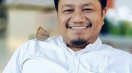 Juru Bicara Pemerintah Kabupaten Bireuen Muhajir Juli menjelaskan bahwa Bupati segera mengambil sikap setelah mengetahui adanya pernyataan tersebut dalam konferensi pers yang berlangsung di Pendopo Bupati pada Jumat malam (13/3/2026).