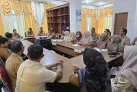 Plt Kadiskominfo Kabupaten Aceh Besar, Muhajir, SSTP, MPA didampingi Sekdis Kominfo Aceh Besar Khairul Huda SKom MM langsung melakukan silaturahmi dan tatap muka bersama jajaran ASN, PPPK dan PPPK paruh waktu lingkungan Kominfo Aceh Besar, di Ruang Rapat Dinas Kominfo Aceh Besar, Kota Jantho, Selasa (2/3/2026).