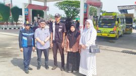 Plt Kadis Perhubungan Kota Langsa Nazaruddin bersama tim saat melakukan peninjauan ke salah satu SPBU kota Langsa