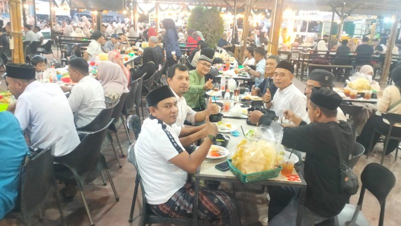 TPP Kota Langsa berpose usai buka puasa bersama di Jambo Kopi, Jalan Rel Kereta Api, PB Blang Pase, Kecamatan Langsa Kota, Senin, 16 Maret 2026 malam
