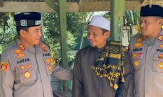 Kapolres Lhokseumawe Salurkan Bantuan ke Dayah Nahdlatul Ulum
